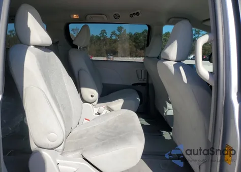 2013 Toyota Sienna из США, поврежденный, VIN 5TDZK3DC8DS295374